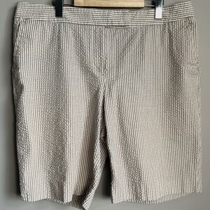 Jones New York Women's Casual Dress Seersucker Shorts Tan/White 14 Beach Office